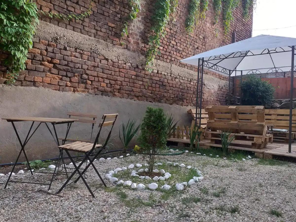 Entire Central House With Guest Rooms & Garden Sofia Exteriör bild