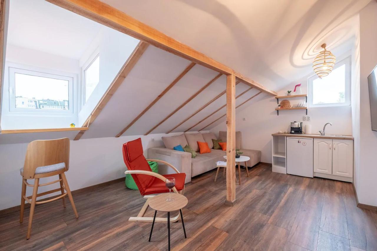 Entire Central House With Guest Rooms & Garden Sofia Exteriör bild