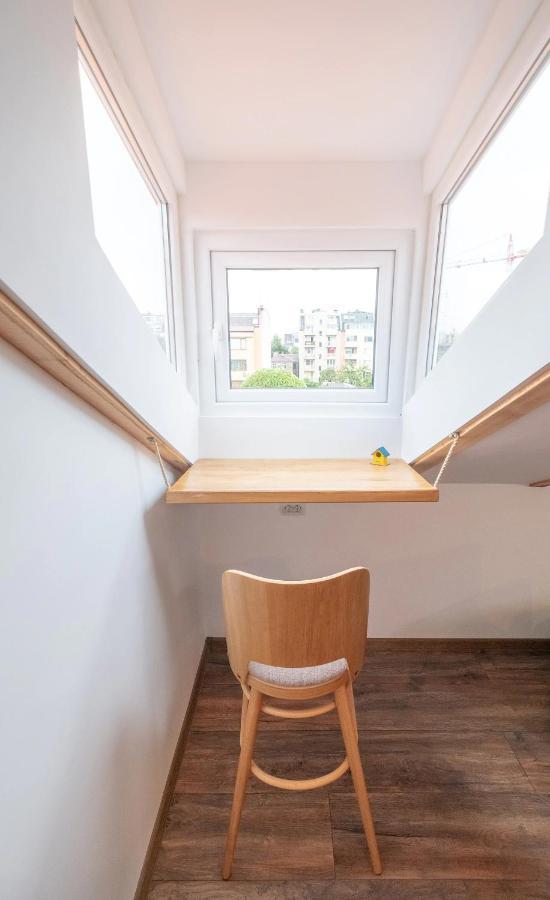 Entire Central House With Guest Rooms & Garden Sofia Exteriör bild